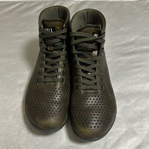 Nobull High Top Trainer in Olive Green M6 W7.5